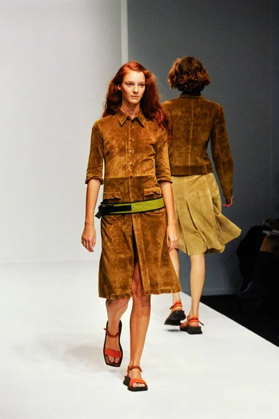 Look 13